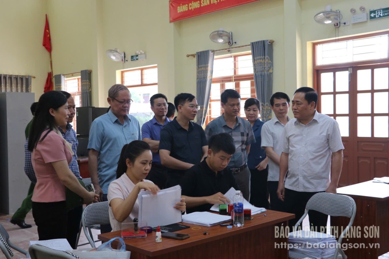 sep,thieu,kiem,tra,tai,chien,thang,chi,lang,09451528.jpg