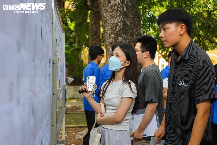Điểm thi tốt nghiệp THPT 2025 sẽ được công bố sớm hơn năm ngoái 1 ngày.