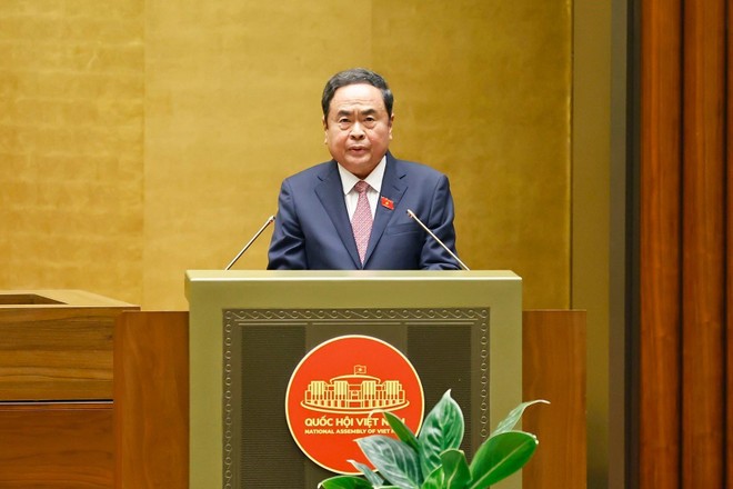 越南国会主席陈清敏在闭幕式上致辞。图自越通社
