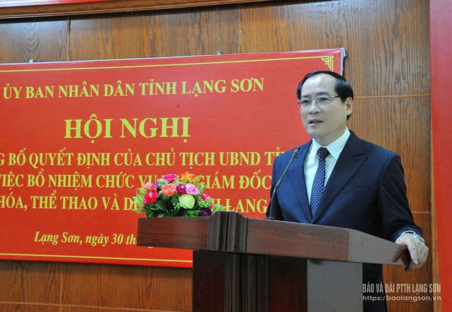 Đồng chí Dương Xuân Huyên, Ủy viên Ban Thường vụ Tỉnh ủy, Phó Chủ tịch Thường trực UBND tỉnh phát biểu giao nhiệm vụ