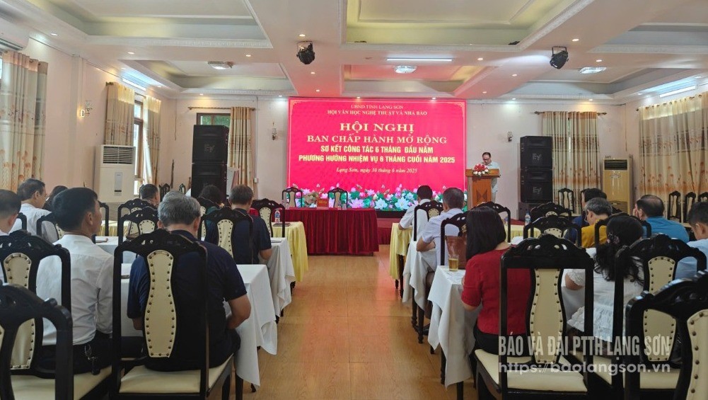 Quang cảnh Hội nghị