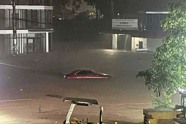 Dự báo trong những giờ tới, tỉnh Thái Nguyên tiếp tục hứng mưa lớn, có khả năng ngập lụt tiếp diễn. (Ảnh: Đài Phát thanh & Truyền hình Thái Nguyên)