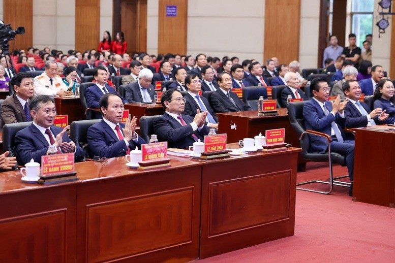 Thủ tướng Phạm Minh Chính dự Lễ công bố các nghị quyết, quyết định của Trung ương về sáp nhập đơn vị hành chính tại thành phố Hải Phòng - Ảnh: VGP/Nhật Bắc