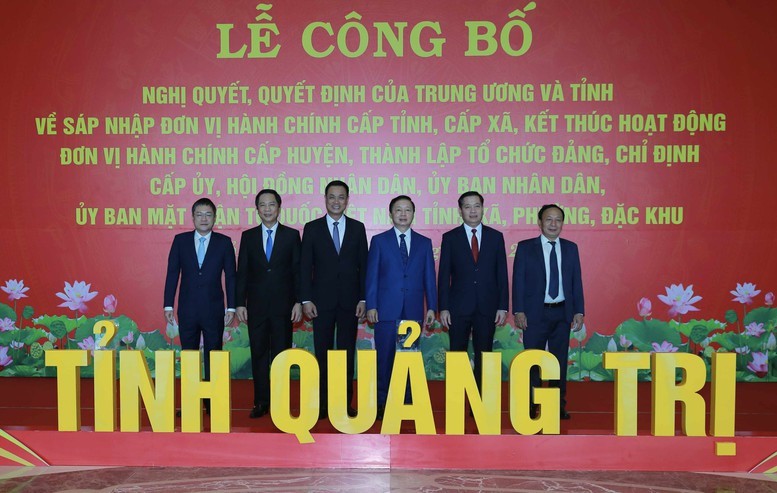 Phó Thủ tướng Trần Hồng Hà dự lễ công bố tại TP. Đồng Hới, tỉnh Quảng Trị - Ảnh: VGP/Minh Khôi