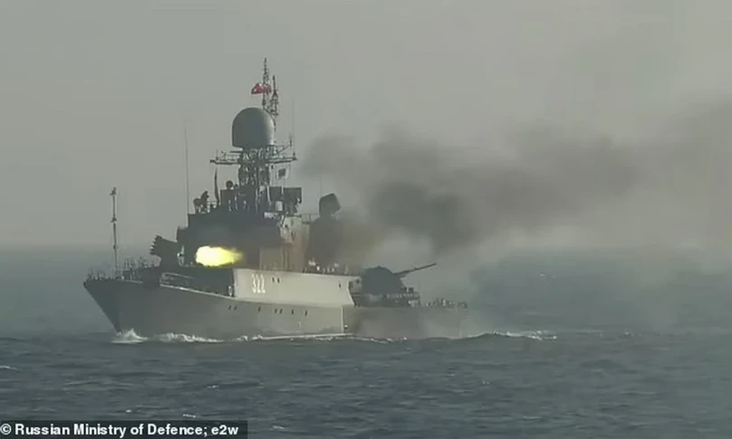 Nga và NATO đối đầu tập trận tại Biển Baltic