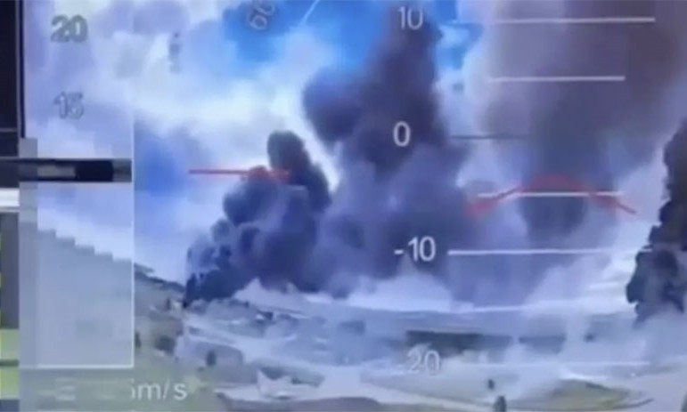 Ukraine bất ngờ tấn công UAV quy mô lớn vào Nga