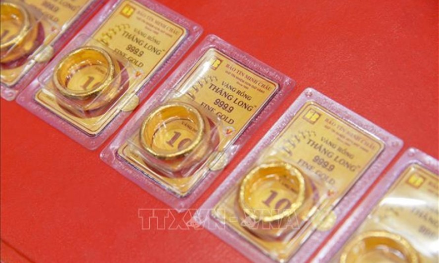 Giá vàng chiều nay (2-6): Tăng, giảm trái chiều