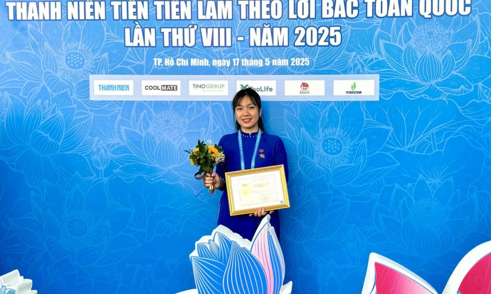 Cô giáo Thu Hương - Gương sáng làm theo lời Bác