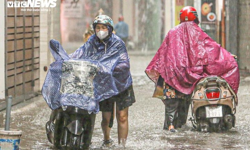 Dự báo thời tiết ngày 4/6: Trung Bộ kết thúc nắng nóng, Bắc Bộ mưa lớn