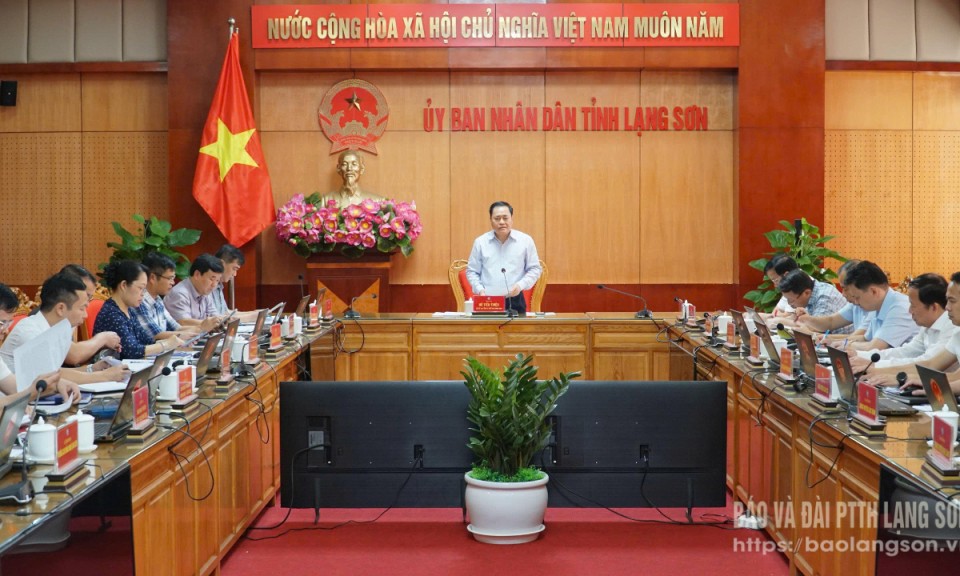 UBND tỉnh họp đánh giá tình hình giải ngân vốn đầu tư công quý II
