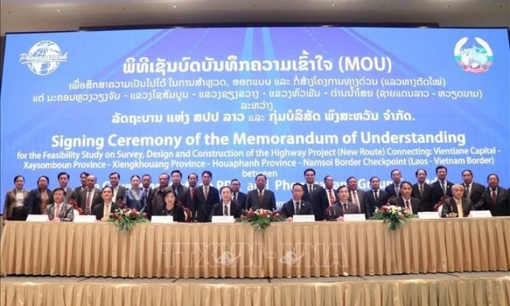 老挝研究万象至与越南接壤地区的高速公路项目可行性