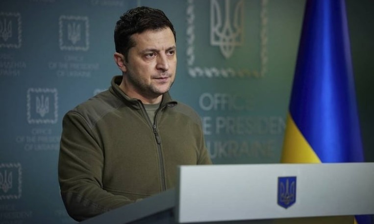 Ông Zelensky lên tiếng sau khi ông Putin tuyên bố đáp trả Ukraine