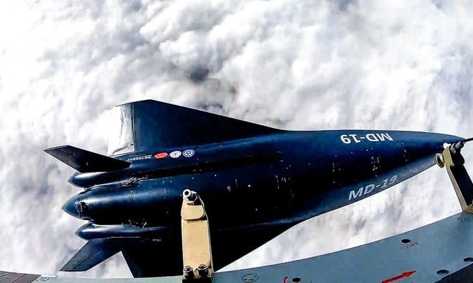 Trung Quốc tung UAV siêu vượt âm có thể tái sử dụng, Mỹ choáng váng