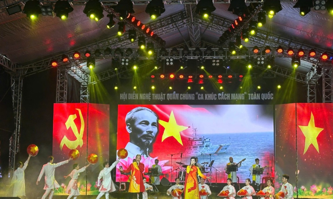 Lạng Sơn đoạt huy chương bạc toàn đoàn Hội diễn Nghệ thuật quần chúng "Ca khúc cách mạng" toàn quốc năm 2025