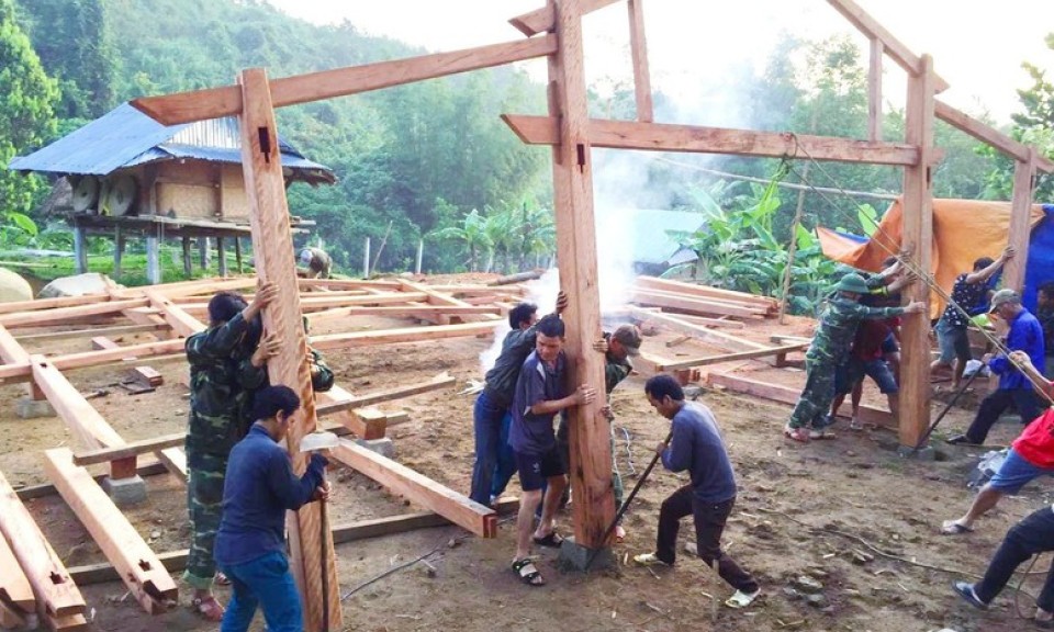 Thủ tướng yêu cầu quyết liệt, thần tốc hơn nữa, quyết tâm xoá nhà tạm, nhà dột nát trước 31/8/2025