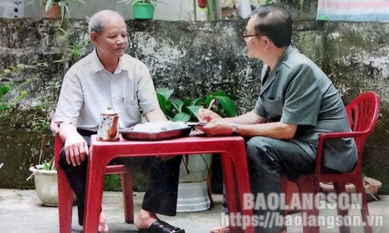 Niềm vui "nhà báo làng"