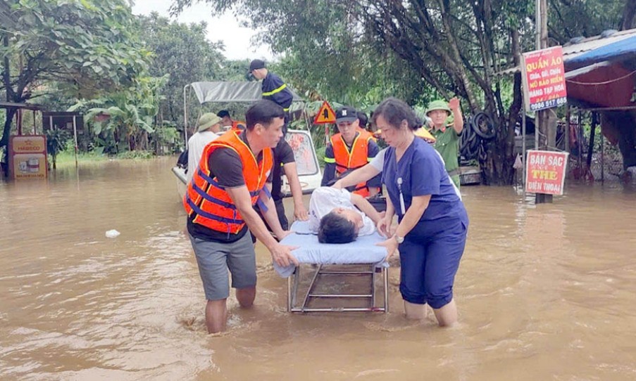 Tăng cường phòng, chống dịch bệnh trong và sau lụt bão, mưa lũ