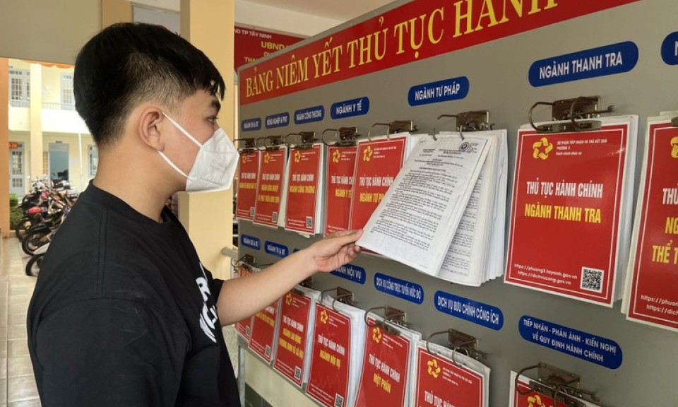 Đề xuất tiêu chí đánh giá, công nhận cấp xã đạt chuẩn tiếp cận pháp luật