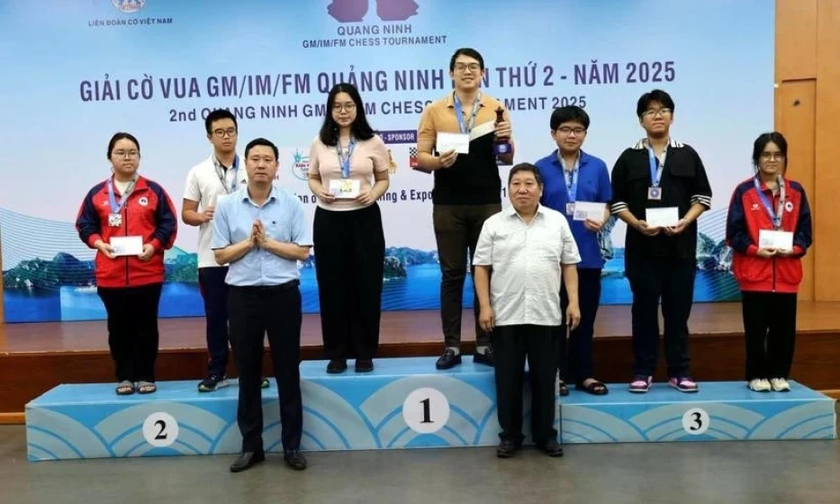 越南选手在国际象棋赛事中斩获多项大奖