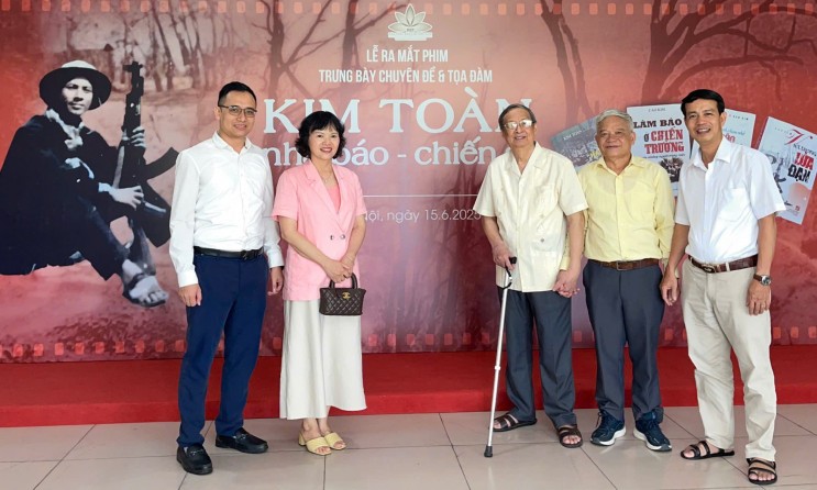 Ra mắt phim tài liệu phim “Kim Toàn, Nhà báo - Chiến sĩ”