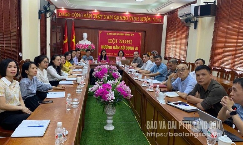  "Xoá mù" hai chữ công nghệ