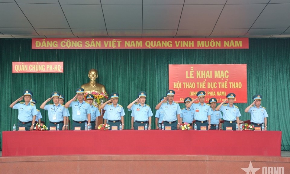 Quân chủng Phòng không - Không quân khai mạc Hội thao thể dục thể thao khu vực phía Nam