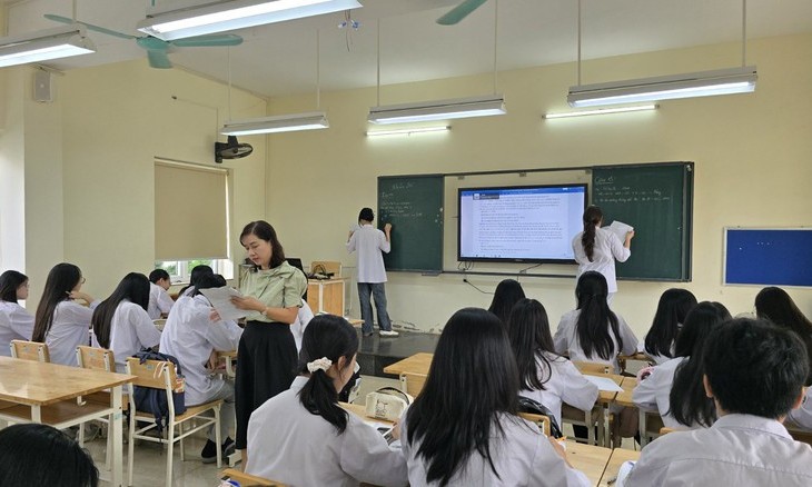 Chính thức thông qua Luật Nhà giáo: Xác lập vị thế, nâng tầm chính sách cho đội ngũ thầy cô giáo