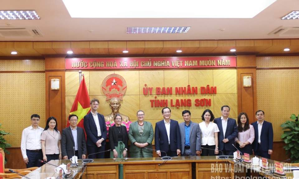 Lãnh đạo UBND tỉnh tiếp, làm việc với Đoàn công tác Đại sứ quán Australia tại Việt Nam