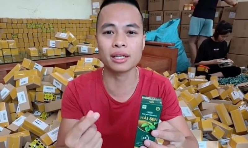 Chủ kênh 'Gia Đình Hải Sen' vừa bị bắt là ai?