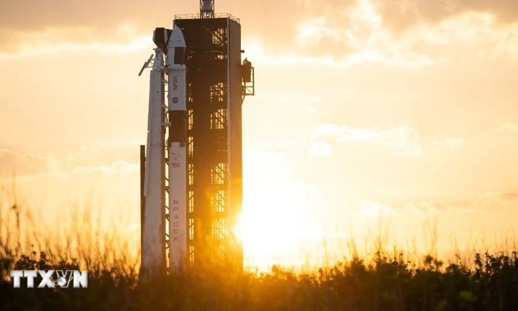 Công ty SpaceX của tỷ phú Elon Musk phóng 26 vệ tinh Starlink lên quỹ đạo