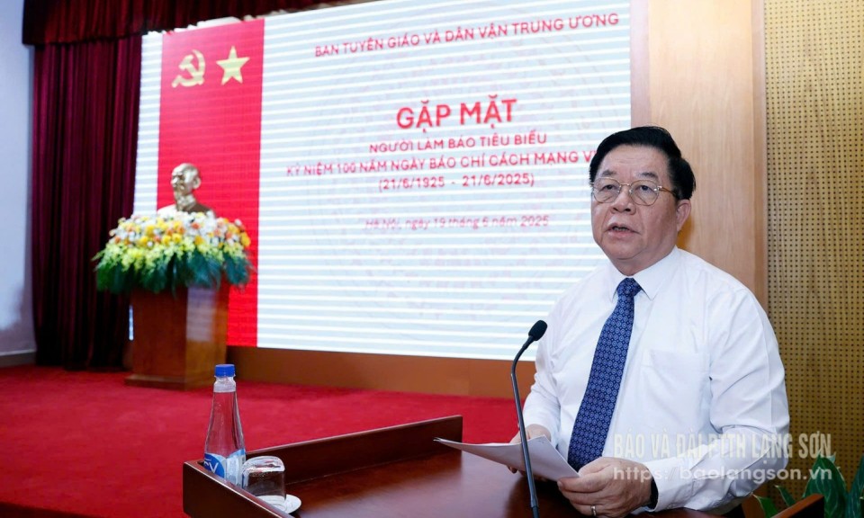 Gặp mặt người làm báo tiêu biểu