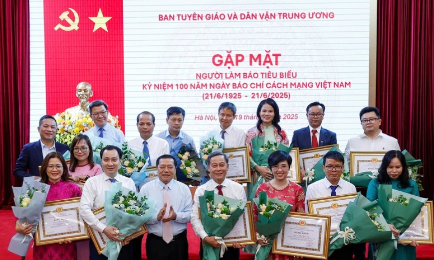 Xây dựng đội ngũ nhà báo 'tinh gọn nhưng tinh hoa', vững chuyên môn, giàu bản lĩnh
