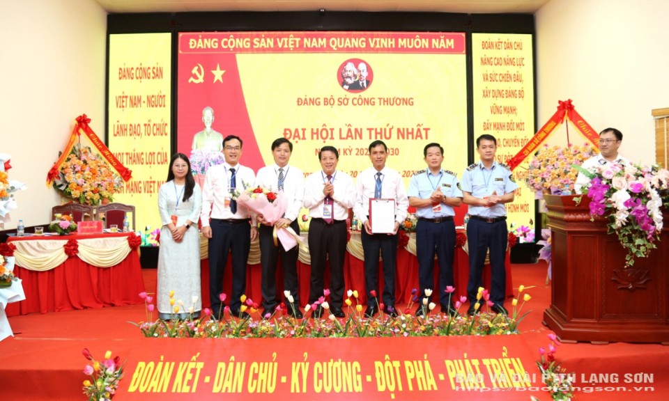 Đại hội Đảng bộ Sở Công Thương tỉnh Lạng Sơn lần thứ nhất: Quyết tâm hoàn thành các mục tiêu lớn