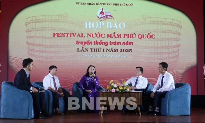 Phu Quoc to host first fish sauce festival this month