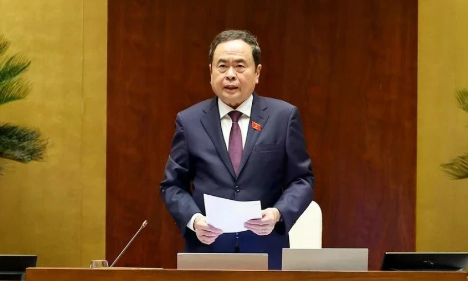 国会主席陈青敏：通过具体行动改善老百姓生活