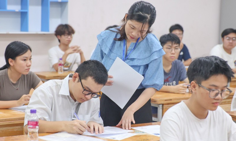 Các quy định trong phòng thi tốt nghiệp THPT 2025 thí sinh nhất thiết phải nhớ