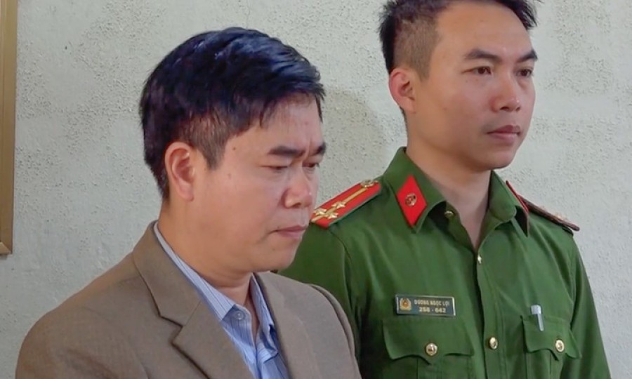 Bữa ăn bán trú bị cắt xén: Cựu hiệu trưởng lĩnh 3 năm 6 tháng tù
