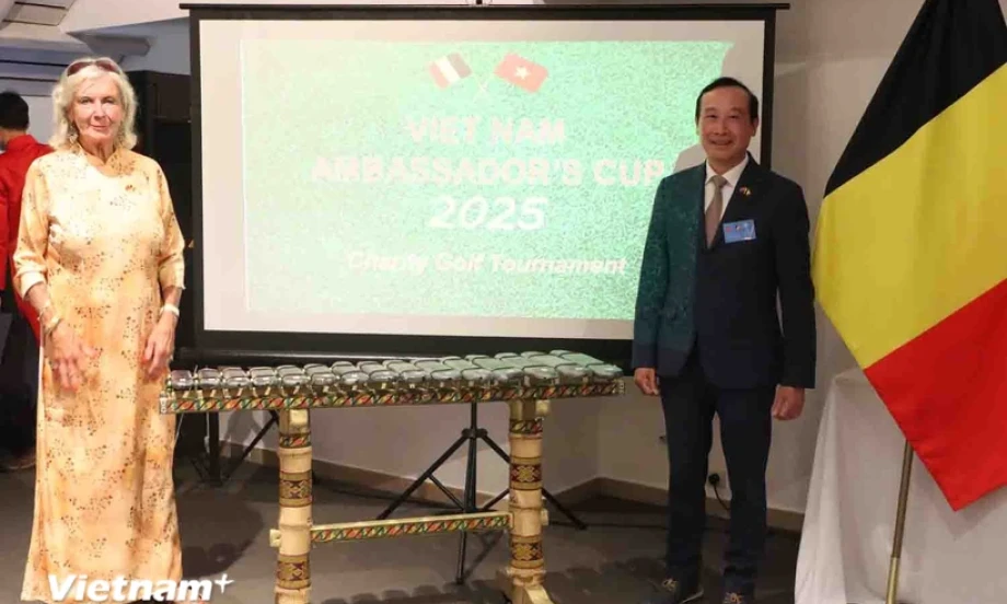 Nhịp cầu golf kết nối sẻ chia vì nạn nhân chất độc da cam