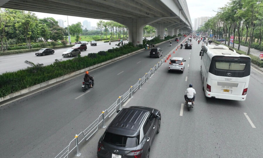 Chánh văn phòng Ủy ban ATGT Quốc gia nói về việc Hà Nội lắp dải phân cách cứng