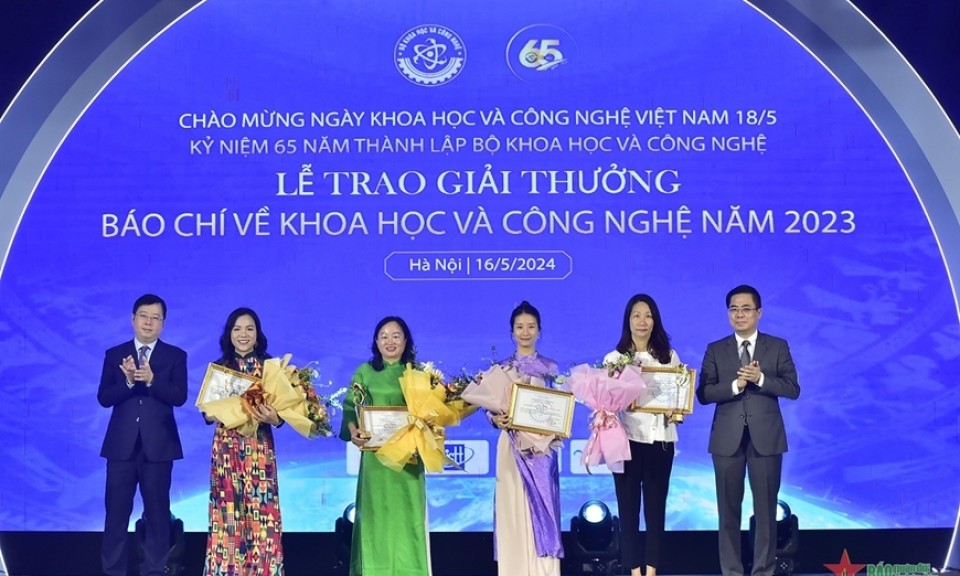 Khởi động Giải thưởng báo chí về khoa học, công nghệ, đổi mới sáng tạo và chuyển đổi số năm 2025