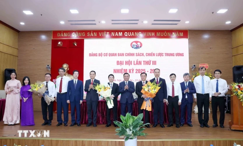Thường trực Ban Bí thư: Nâng tầm tham mưu hoạch định chính sách kinh tế-xã hội