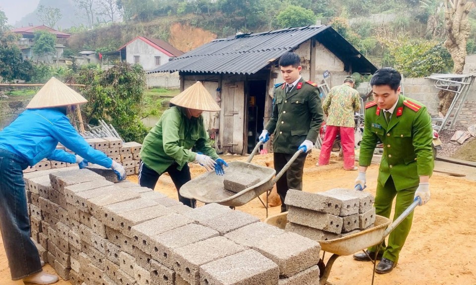 An cư để lạc nghiệp