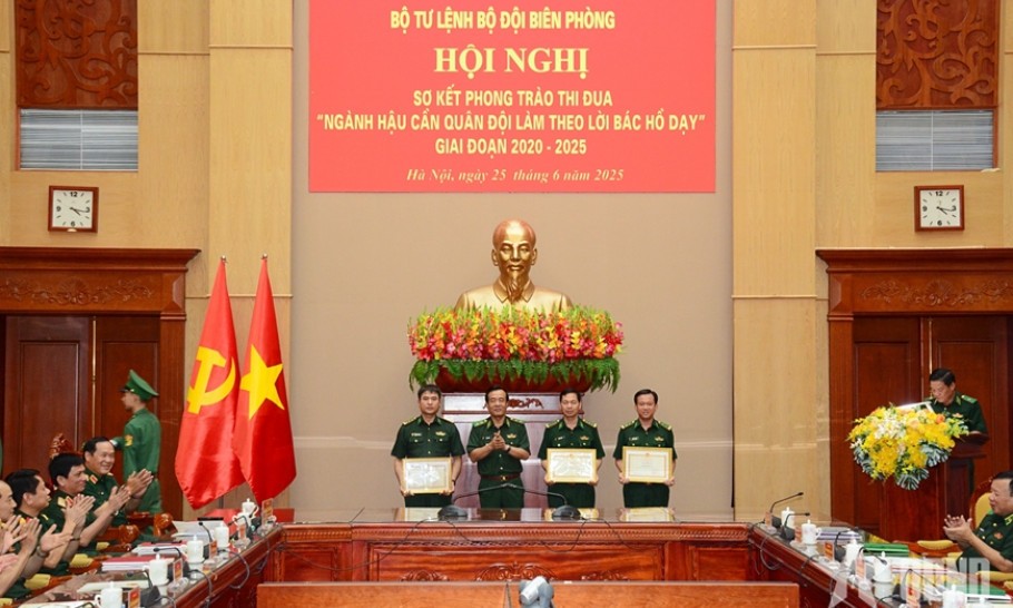 Sơ kết Phong trào thi đua “Ngành Hậu cần Quân đội làm theo lời Bác Hồ dạy”