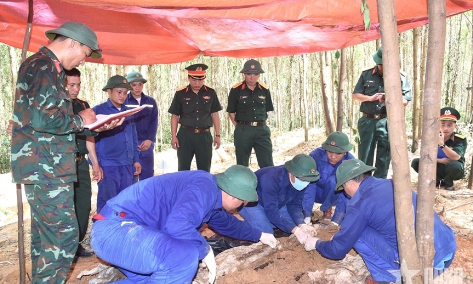 Nhiều chính sách được đề xuất với cá nhân tham gia tìm kiếm, quy tập hài cốt liệt sĩ