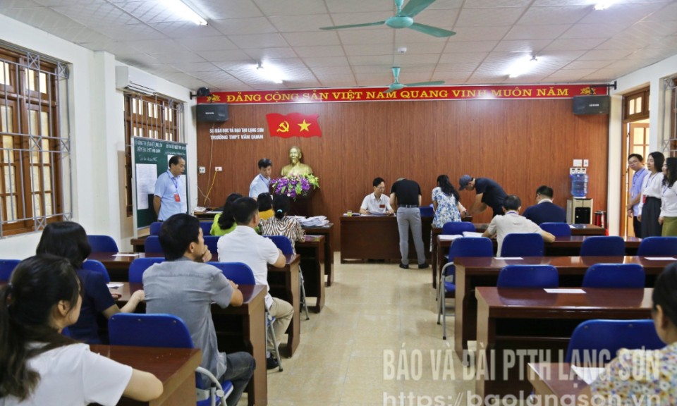 Kiểm tra công tác coi thi kỳ thi tốt nghiệp THPT 2025
