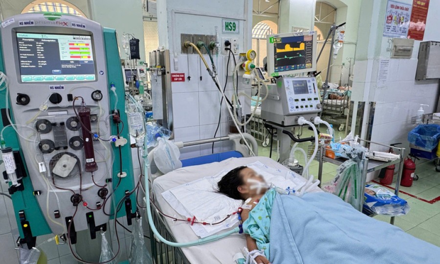 Sốt xuất huyết bùng phát ở TP.HCM, nhiều trẻ nguy kịch