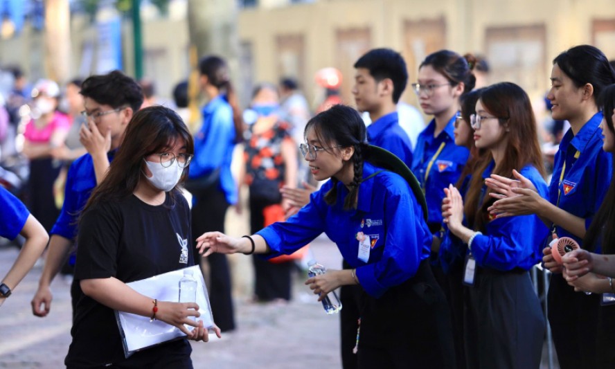 Chuyển thông tin đến Bộ Công an vụ lộ đề tại một điểm thi tốt nghiệp THPT