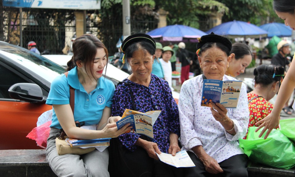 Rộng mở mạng lưới an sinh
