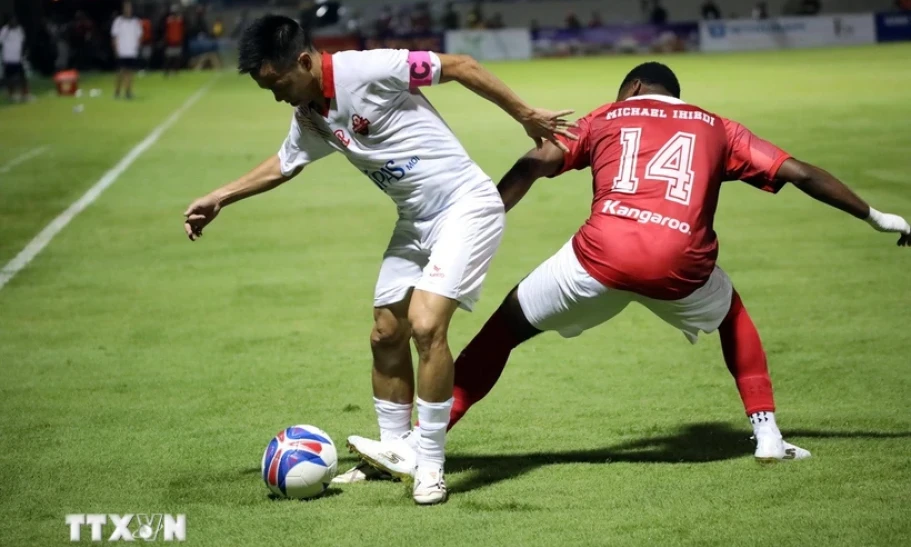 Các ngôi sao bóng đá Việt Nam tranh tài cùng huyền thoại của Manchester United