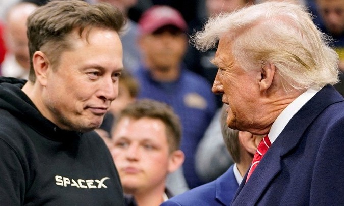 Elon Musk chỉ trích siêu dự luật của ông Trump là 'tự sát chính trị'